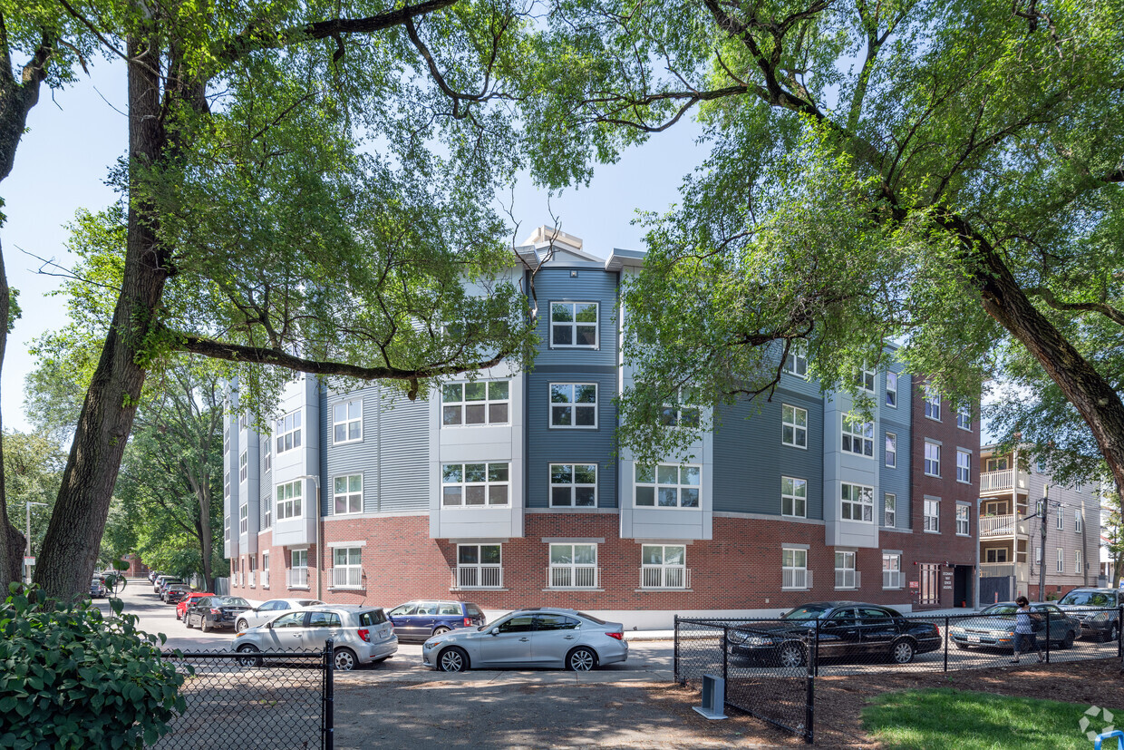 Foto del edificio - O'Connor Way Elderly Housing