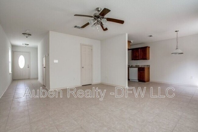 Foto del edificio - 909 Parkplace Ridge