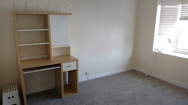 Foto del edificio - 1541 Riverside Ave