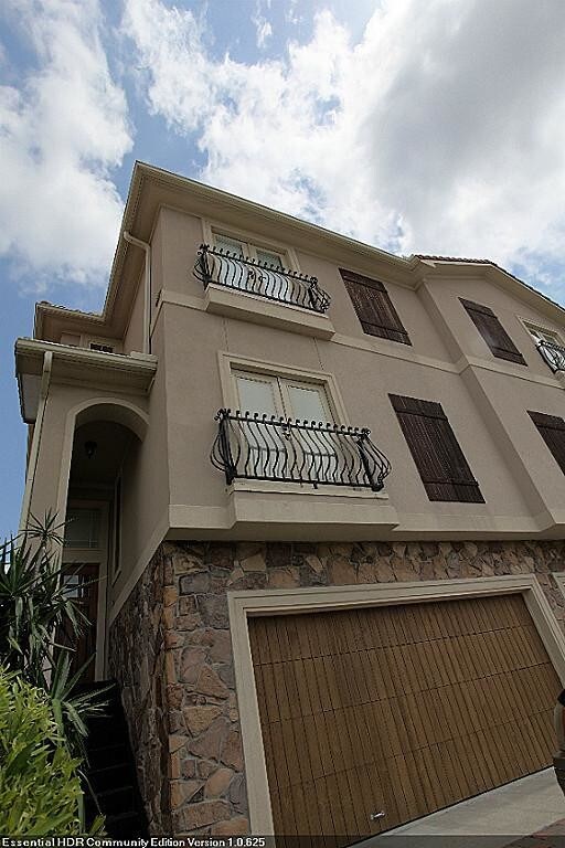 Building Photo - 4120 Boardwalk Blvd