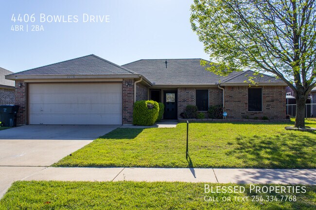 Building Photo - 4406 Bowles Dr