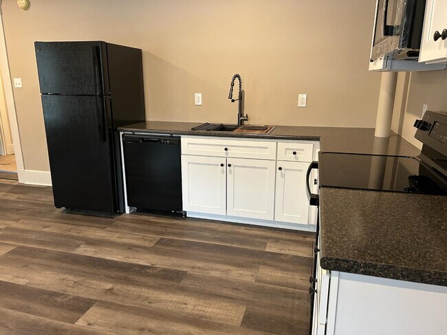 Foto del edificio - 365 Summer St