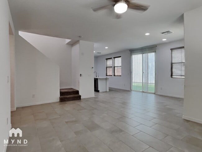 Building Photo - 14238 W Hackamore Dr.