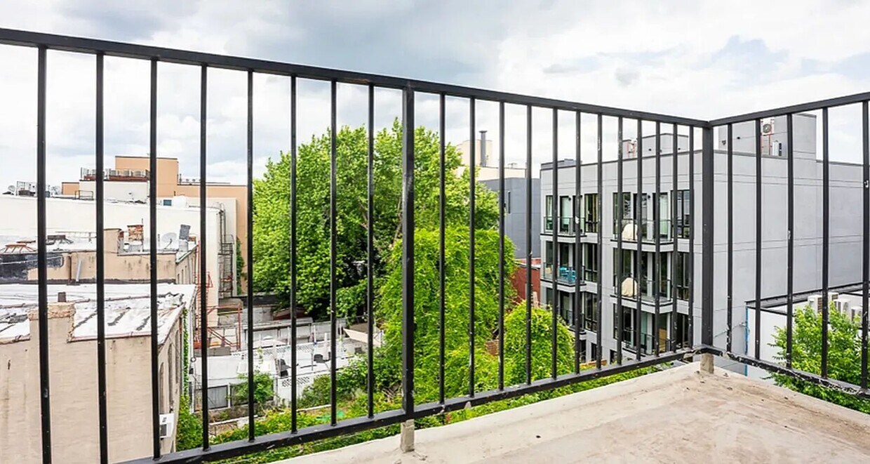 491 Evergreen Avenue Room for Rent in Brooklyn, NY