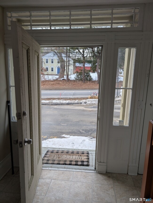 Building Photo - 17 Burlington Rd