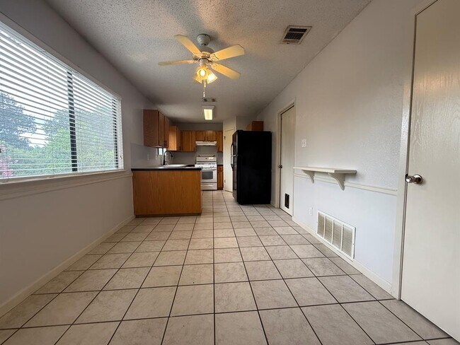 Foto del edificio - 7900 Turquoise Trail