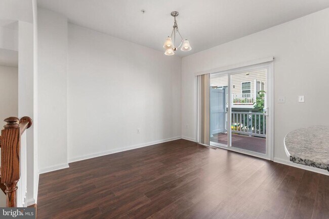 Foto del edificio - 8105 Kyne Millers Way