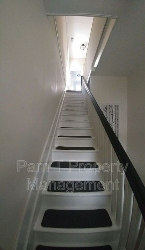Foto del edificio - 768-B East Waldburg Street