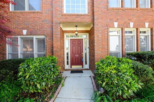 Foto del edificio - 1560 Oak Park Cove