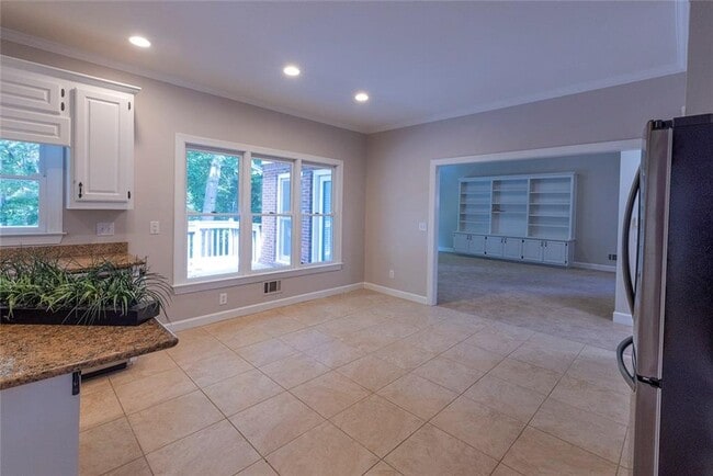 Building Photo - 3158 Kings Arms Ct