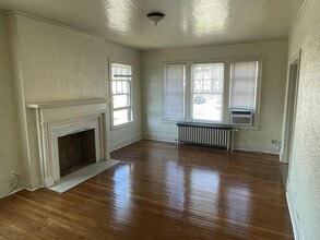 Building Photo - 403 N 4th St