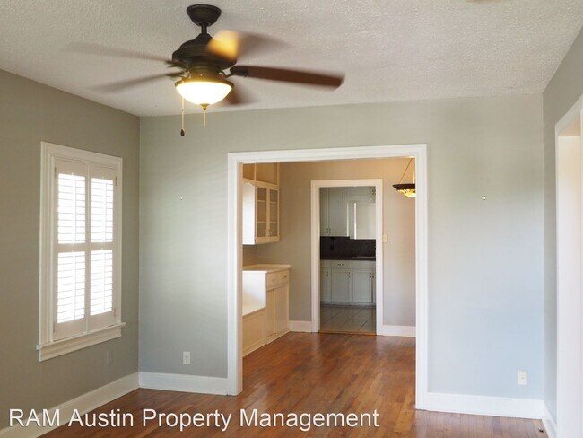 Foto del edificio - 3 br, 1 bath House - 4805 Sinclair Ave