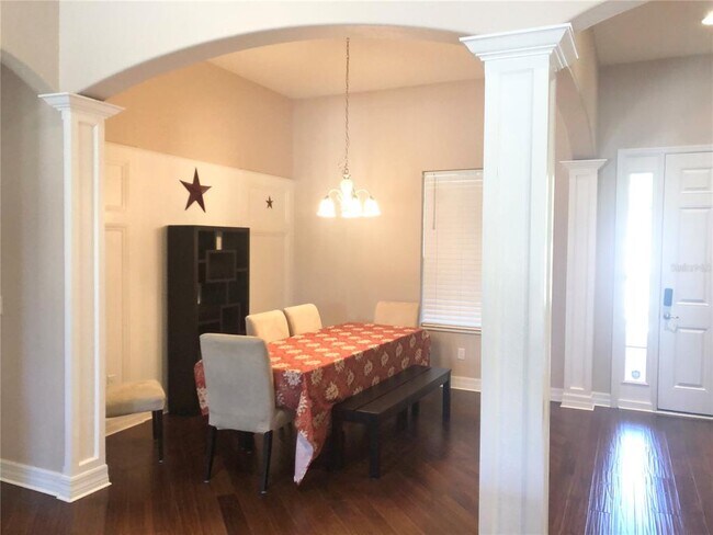 Foto del edificio - 19125 Sweet Clover Ln