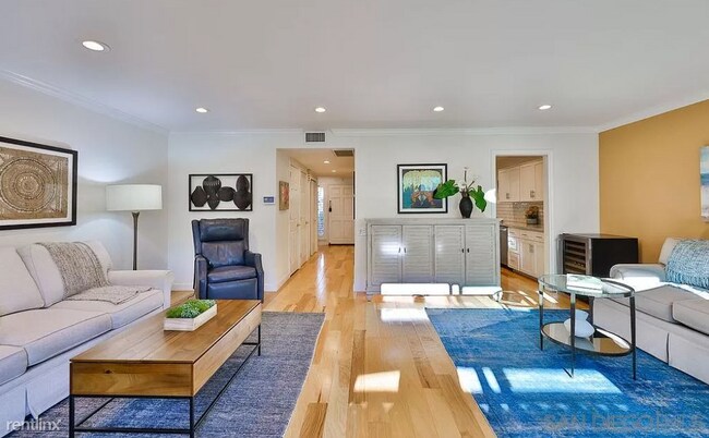 Foto del edificio - 3 br, 2.5 bath Townhome - 4140 Loma Rivier...