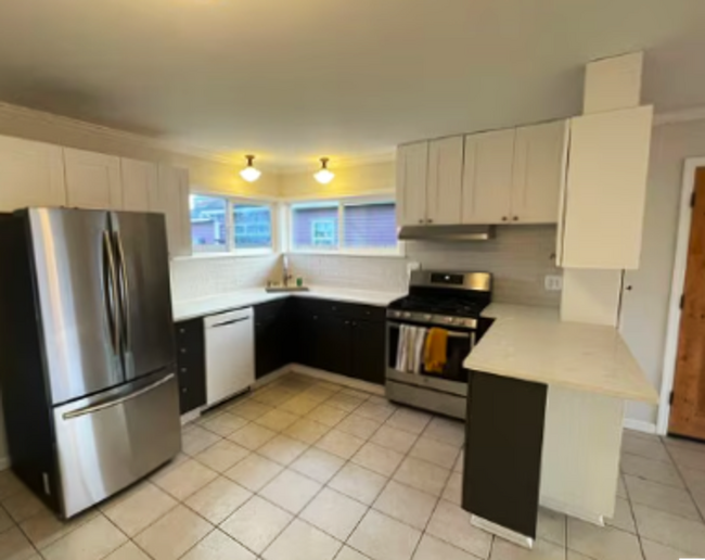 Building Photo - 3-Bed, 2 Bath Home in Columbia Neighborhood!