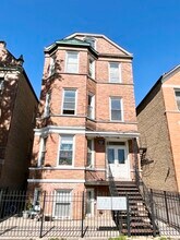 Building Photo - 2512 S Trumbull Ave