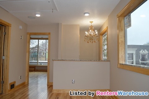 Building Photo - 1089 Grand Ave