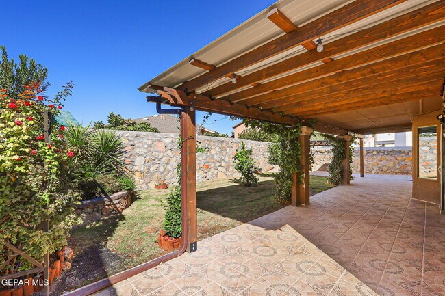 Building Photo - 5021 Silver Cholla Dr