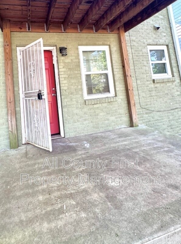 Photo - 927 Fortress Ave SW Apartment