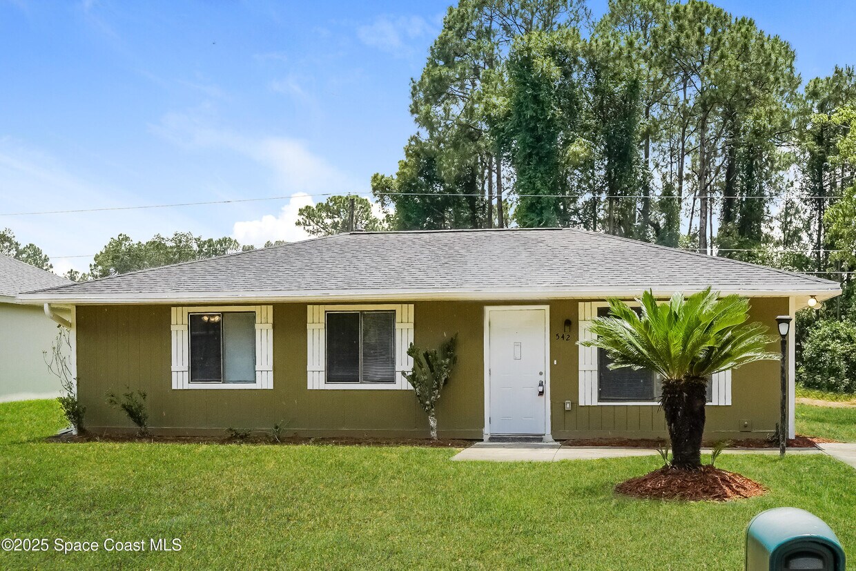 Foto principal - 542 Ortega St SE
