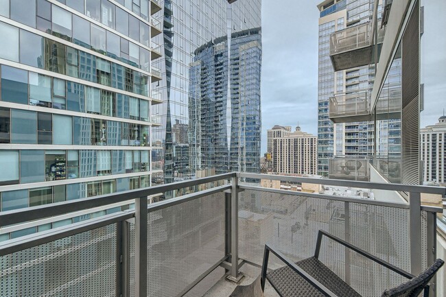 Foto del edificio - 1345 S Wabash Ave