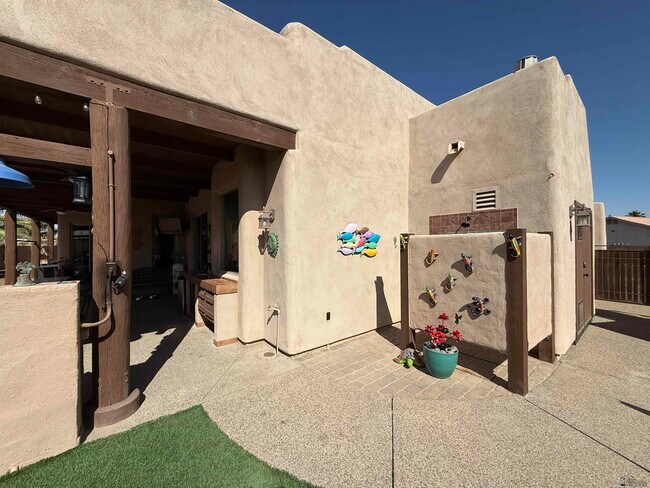 Building Photo - 12665 E Daybreak Pl