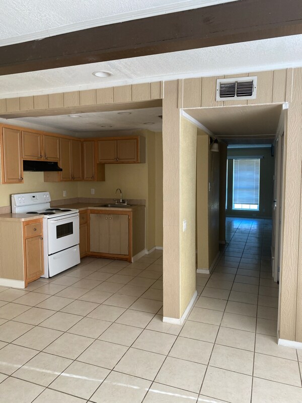 Foto del edificio - 6342 Walraven Cir