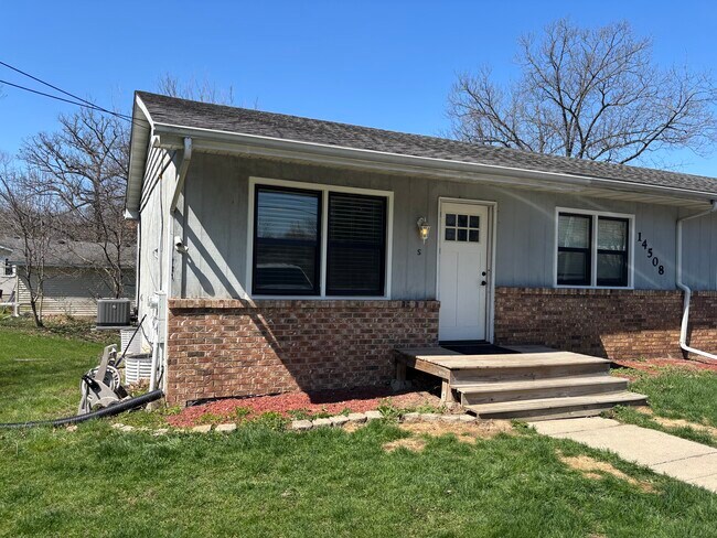 Foto del edificio - 14508 Colfax St