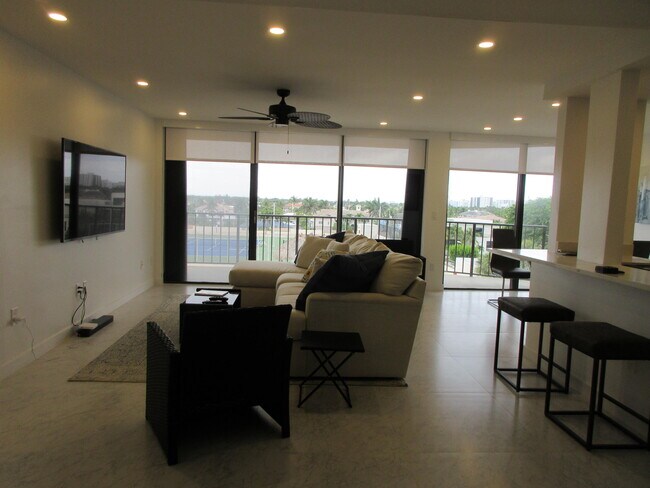 Foto del edificio - 859 Jeffery St