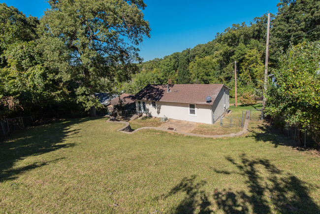 Building Photo - 869 Country Haven Dr