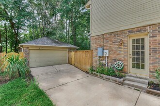 Building Photo - 71 Breezy Point Pl