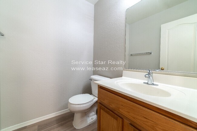 Foto del edificio - 23426 W Cocopah St