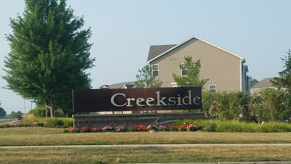 Primary Photo - Creekside Townhomes
