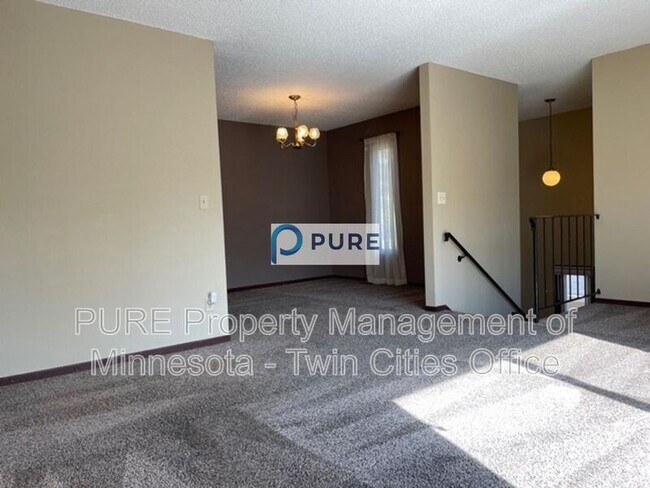 Foto del edificio - 2466 Cobble Hill Alcove