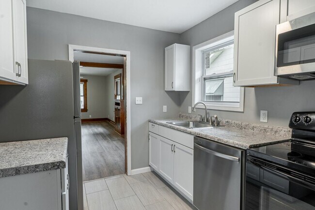 Foto del edificio - 2215 SW Hazelton Ct