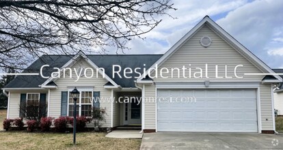 Building Photo - 3320 Trenchard Ln