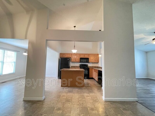 Building Photo - 7058 Whisper Creek Dr