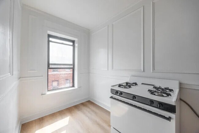 Foto del edificio - 3310 W Schubert Ave