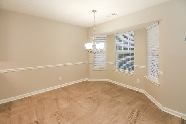 Building Photo - 254 Player's Cir