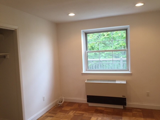 Building Photo - 100-51-151 223rd St