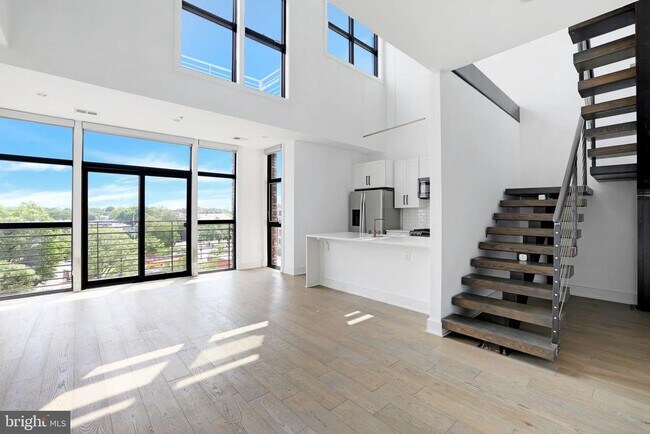Foto del edificio - 1402 H St NE