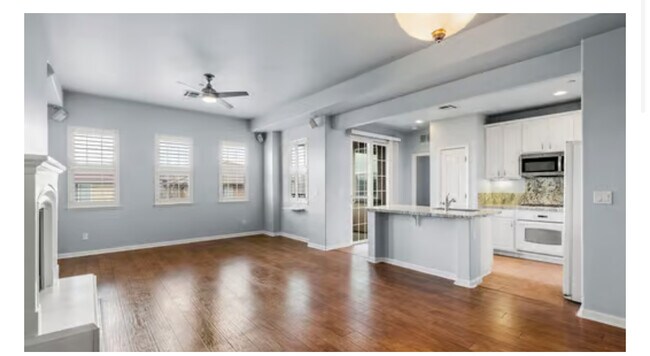 Building Photo - 1700 Wind Ranch Rd