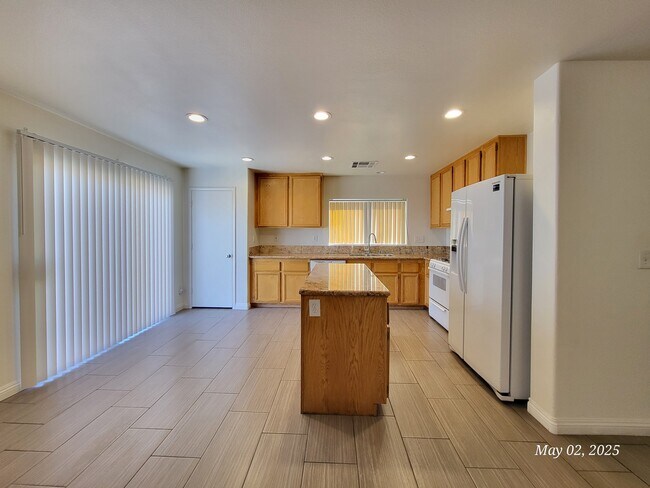Building Photo - 6764 Grandview Ridge Ave