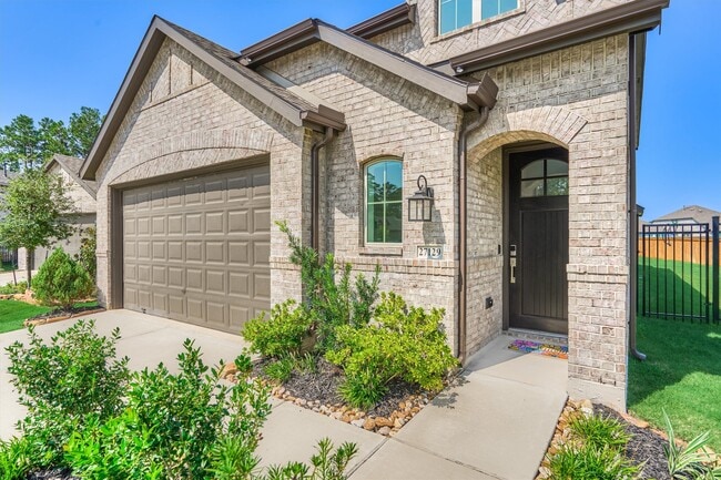 Foto del edificio - 27129 Ivorywood Dr