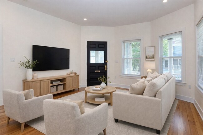 Foto del edificio - 56 Lyndhurst St