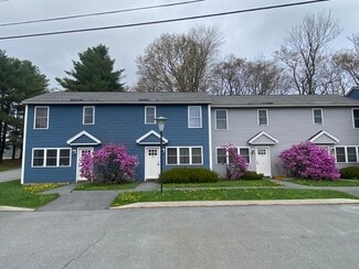 Building Photo - Pinewood Apartments