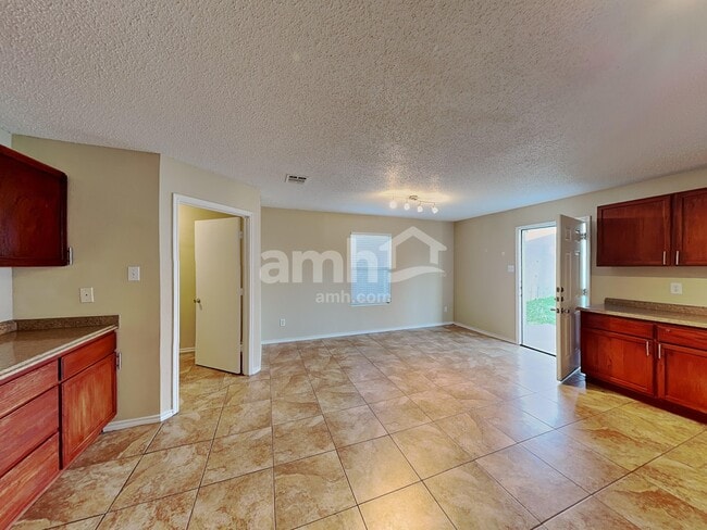 Building Photo - 5350 Driftway Dr