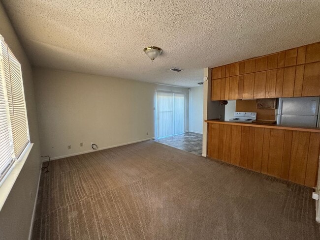 Building Photo - 3609 Hereford Ln