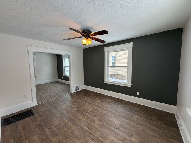 Foto del edificio - 443 S Union Ave