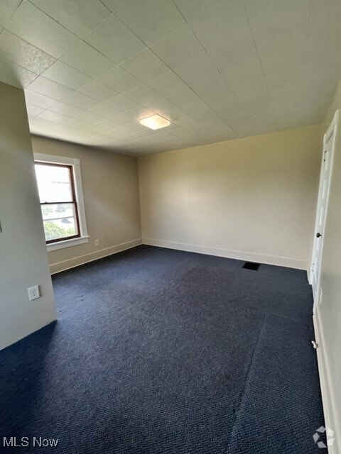 Building Photo - 934 N Stateline Rd